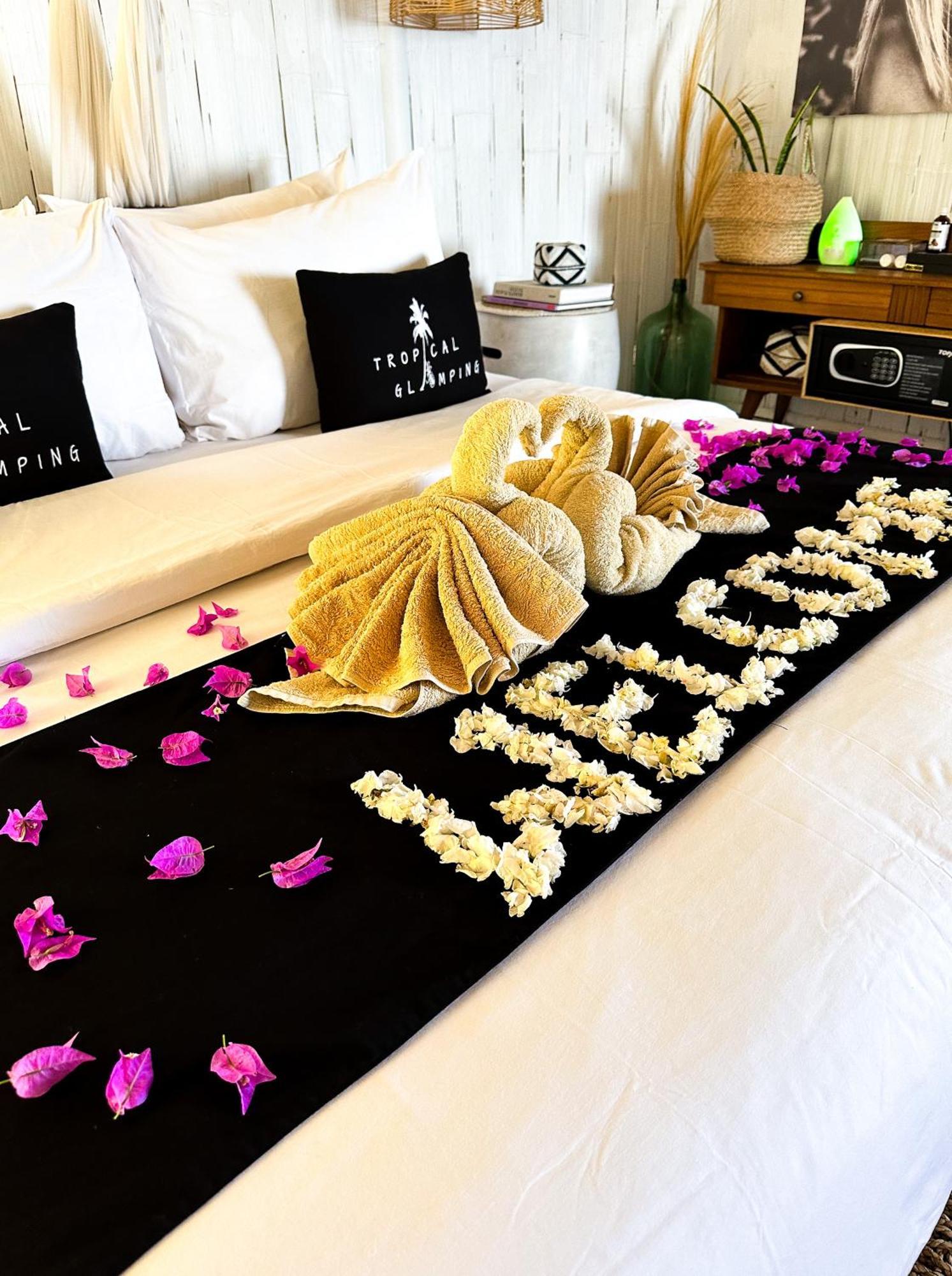 Tropical Glamping Nusa Penida Diamond Beach - Cliff Side Edge Polilit Eksteriør billede
