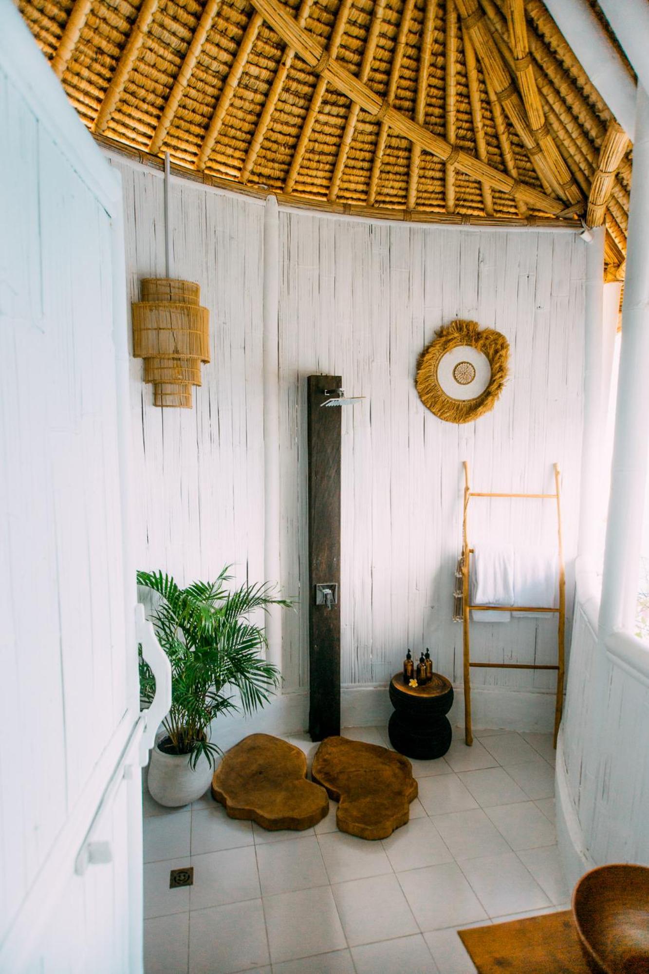 Tropical Glamping Nusa Penida Diamond Beach - Cliff Side Edge Polilit Eksteriør billede